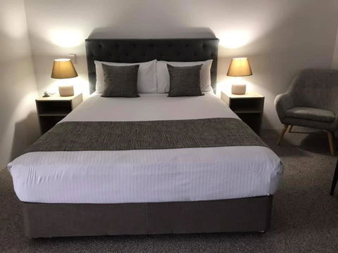 Rocky Gardens Motor Inn Rockhampton - SA Accommodation 3