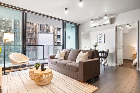 Rooftop Pool 2BR Apt At Marvel Stadium With Free Parking - SA Accommodation 0