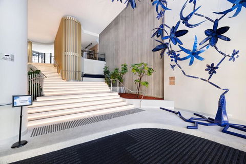 Rooftop Pool Stunning Apartment Queen Street - SA Accommodation 3