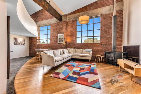 Rooftop Warehouse In Fitzroy - SA Accommodation 0