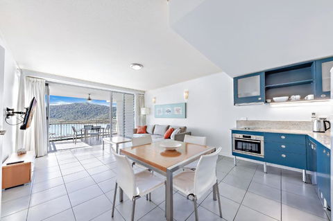 Sails On The Sea - Club Wyndham - SA Accommodation 1