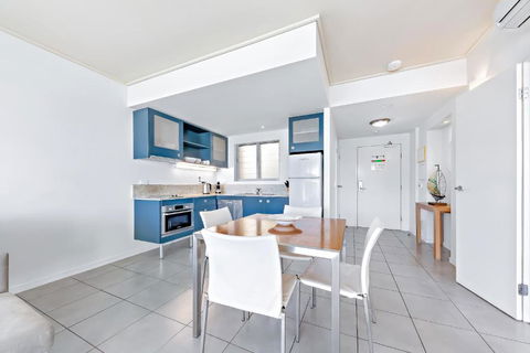 Sails On The Sea - Club Wyndham - SA Accommodation 3