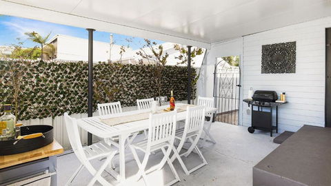 Salamander Sweet Foreshore Drive - SA Accommodation 0