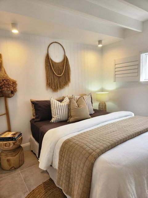 SALTY PALMS -Seaside Studio Apartment - SA Accommodation 1