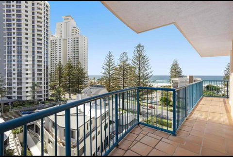 San Mateo On Broadbeach - SA Accommodation 3