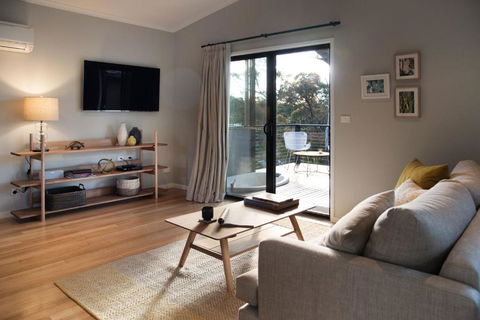Sanctum - SA Accommodation 1