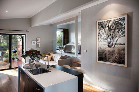 Sanctum - SA Accommodation 2