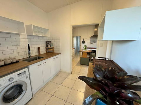 Sand Bars - Spacious, Beach, Pets - SA Accommodation 3