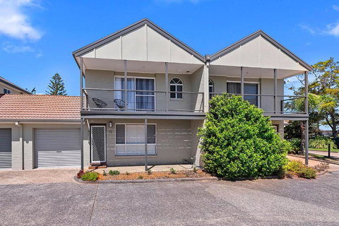 Sandcastles 11-23 Robinson St - SA Accommodation 1