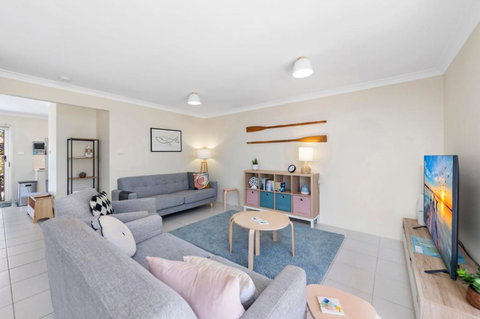 Sandcastles 11-23 Robinson St - SA Accommodation 2