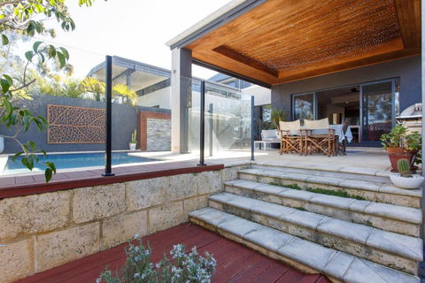 Stella Retreat - Townhouse With Pool - SA Accommodation 2