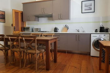 The Heritage - Located In In The Center Of Glenelg with SA Accommodation