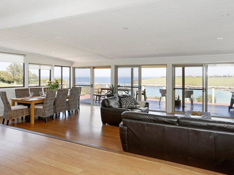 Beachview - Walking Track Straight Down To The Beach - SA Accommodation 1