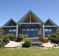 Bear Gully Coastal Cottages - SA Accommodation