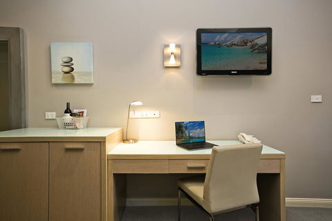 Best Western Sanctuary Inn - SA Accommodation 2