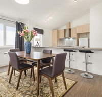 Blue Rosella on Piper - SA Accommodation