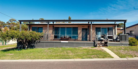 Blue Wren Beach House - SA Accommodation 1