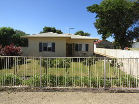 The Shack At Stansbury - SA Accommodation 0