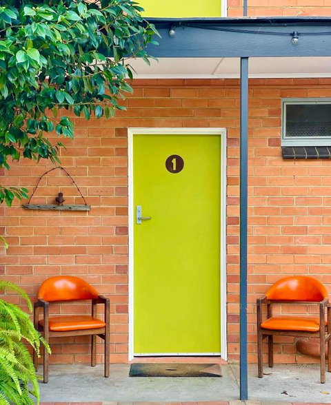 WARBURTON MOTEL - Where Mid-century Style Meets The Mountains - SA Accommodation 2