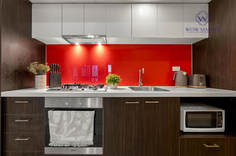 WOW Apartment On Sutherland - SA Accommodation 3