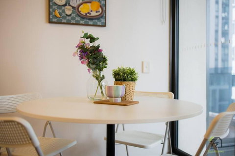 Warm&Comfortable Apartment In Wolli Creek - SA Accommodation 3