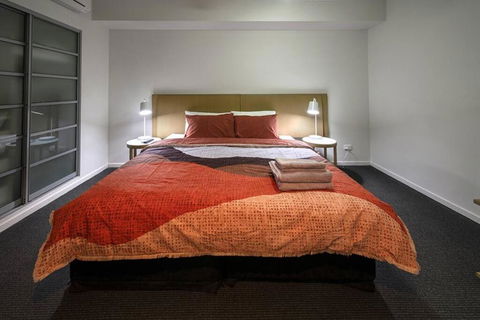 ZEN CITY & SEA Executive 1-BR Suite In Darwin CBD - SA Accommodation 1