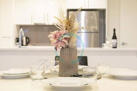 ZEN SUN CITY Cozy 2-BR/2-BA Ocean View Retreat - SA Accommodation 0