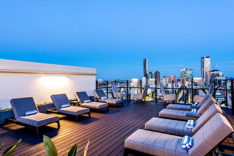Brisbane City Highlights With Lone Pine! - SA Accommodation 4