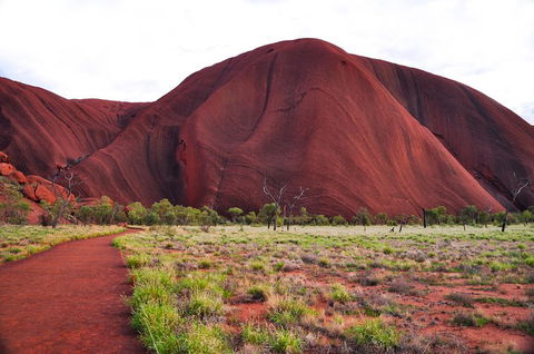 Ayers Rock Combo: Uluru Base And Sunset Plus Uluru Sunrise And Kata Tjuta With An Optional BBQ Dinner Or Kings Canyon Day Trip - SA Accommodation 5
