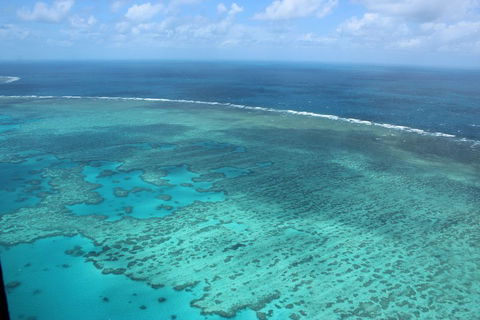 Reef And Island Scenic Flight From Airlie Beach - SA Accommodation 1