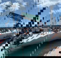 2-Night Whitsundays Sailing Cruise incl. Whitehaven Beach  Great Barrier Reef - SA Accommodation