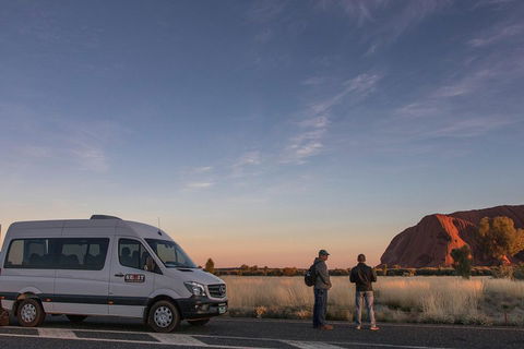 Highlights Of Uluru Including Sunrise And Breakfast - SA Accommodation 2