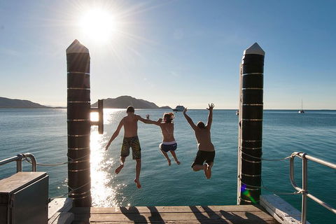 Fitzroy Island Catamaran Transfers From Cairns - SA Accommodation 0