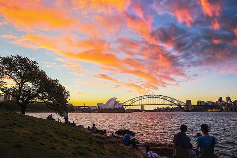 Private Tour: Sydney City Highlights - SA Accommodation 3