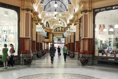 Small-Group Melbourne Sightseeing Tour - SA Accommodation 2