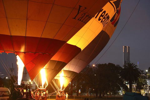 Melbourne Sunrise Balloon Flight & Champagne Breakfast - SA Accommodation 2